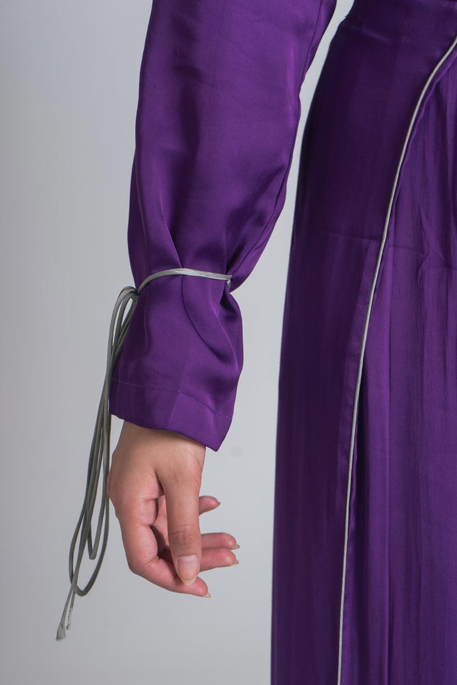 Purple Piping Detailed Crop Top