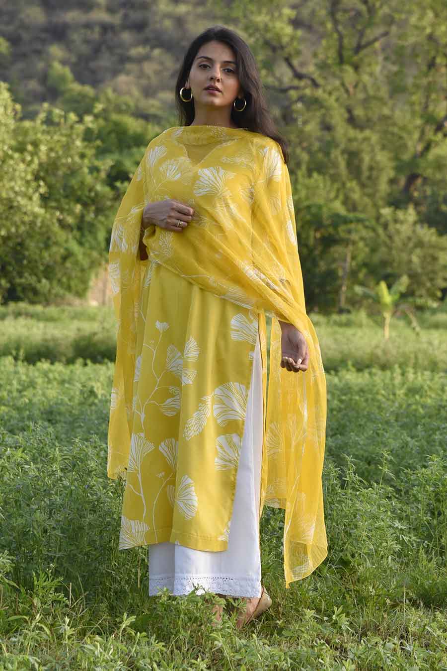 Nuha Printed Kurta & Dupatta Set