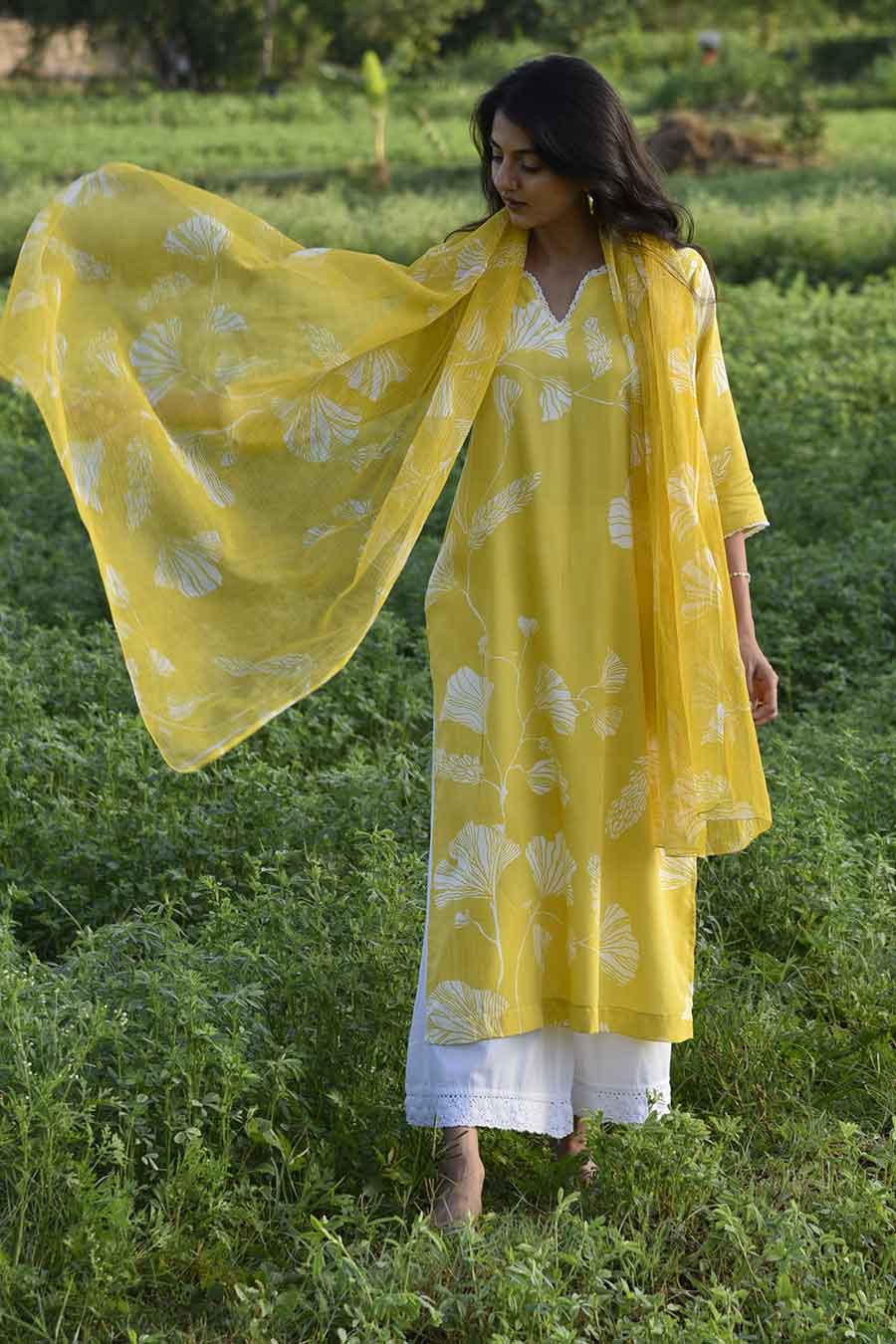 Nuha Printed Kurta & Dupatta Set
