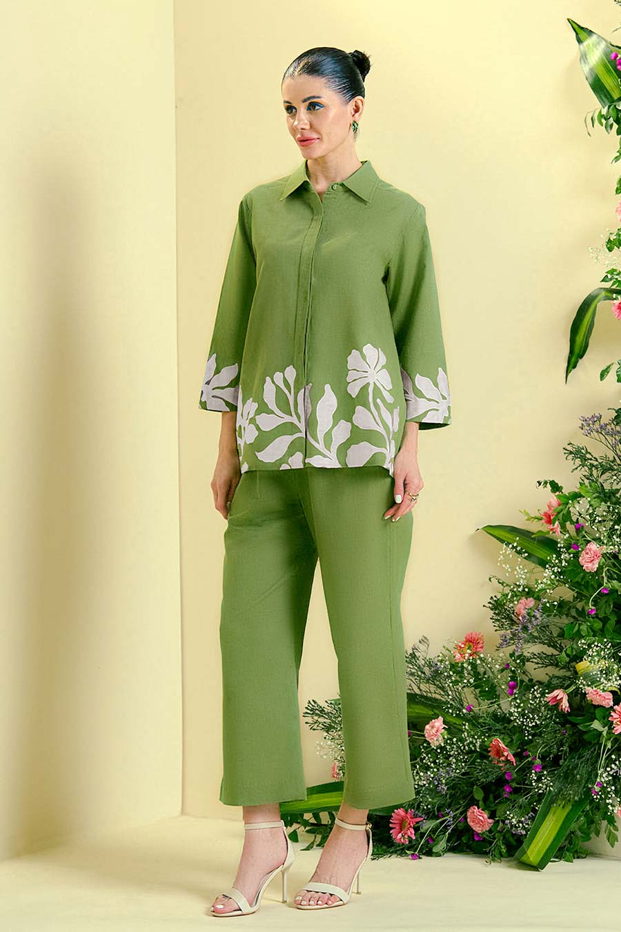 Green Reva Linen Embroidered Co-Ord Set