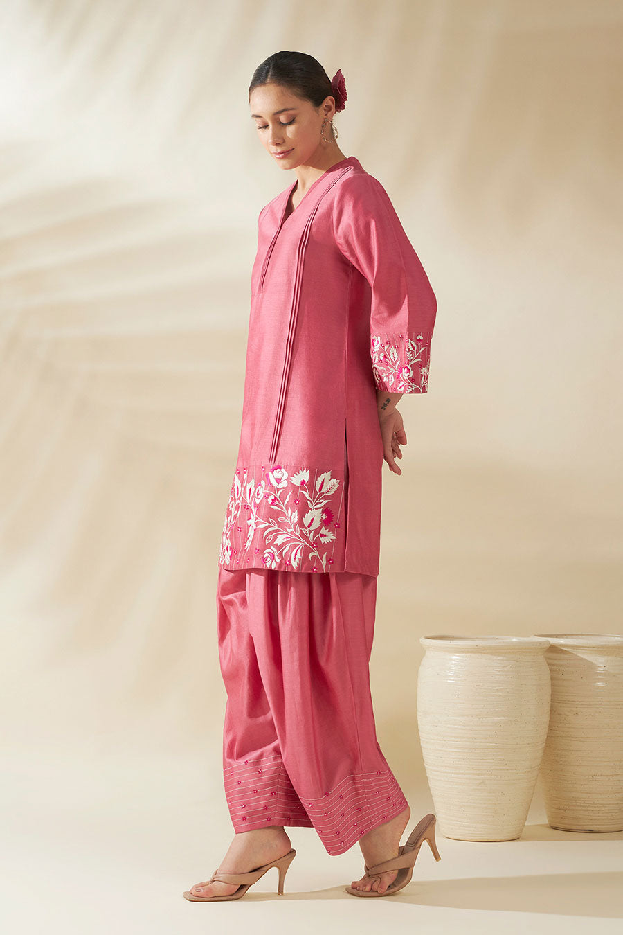 Elysia Pink Chanderi Embroidered Kurta Set