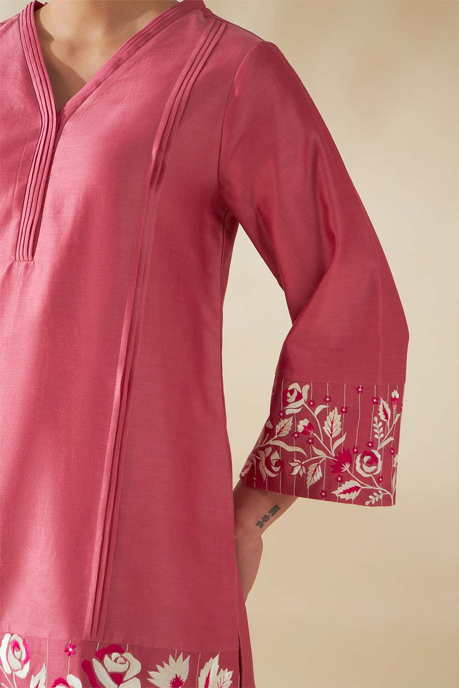 Elysia Pink Chanderi Embroidered Kurta Set