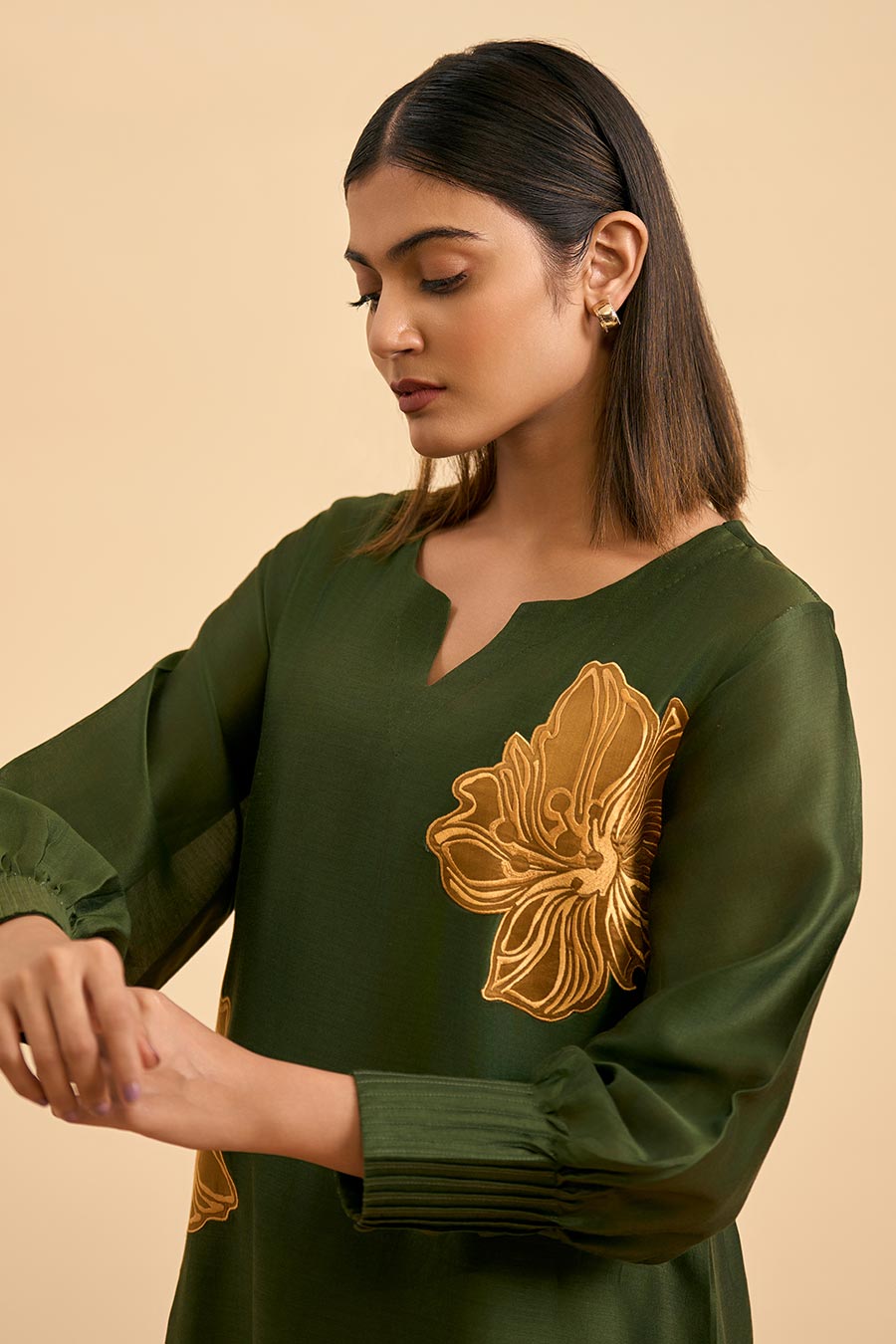 Olive Green Chicory Applique Kurta & Pant Set