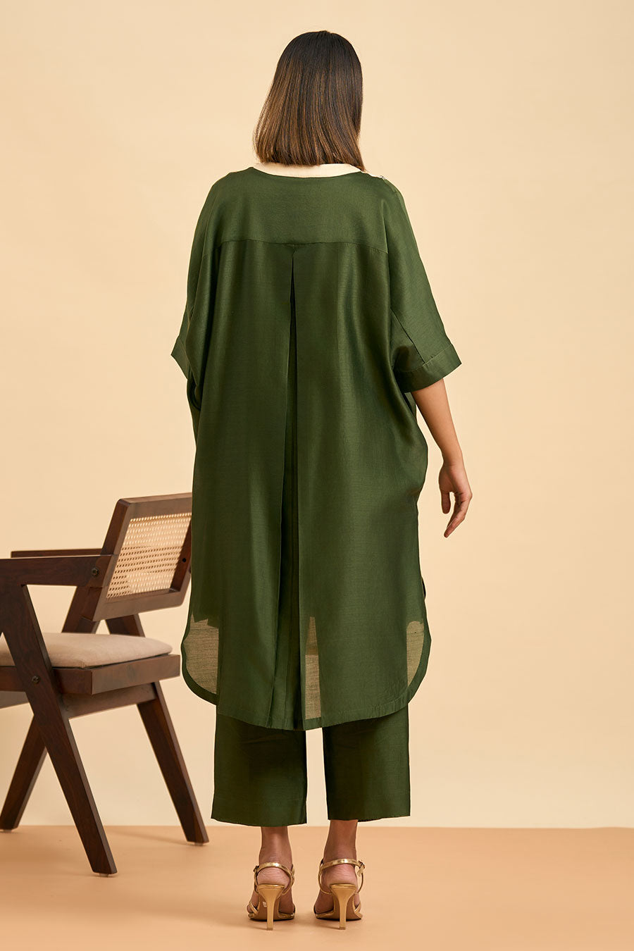 Ivory & Olive Green Mystique Kurta & Pant Set