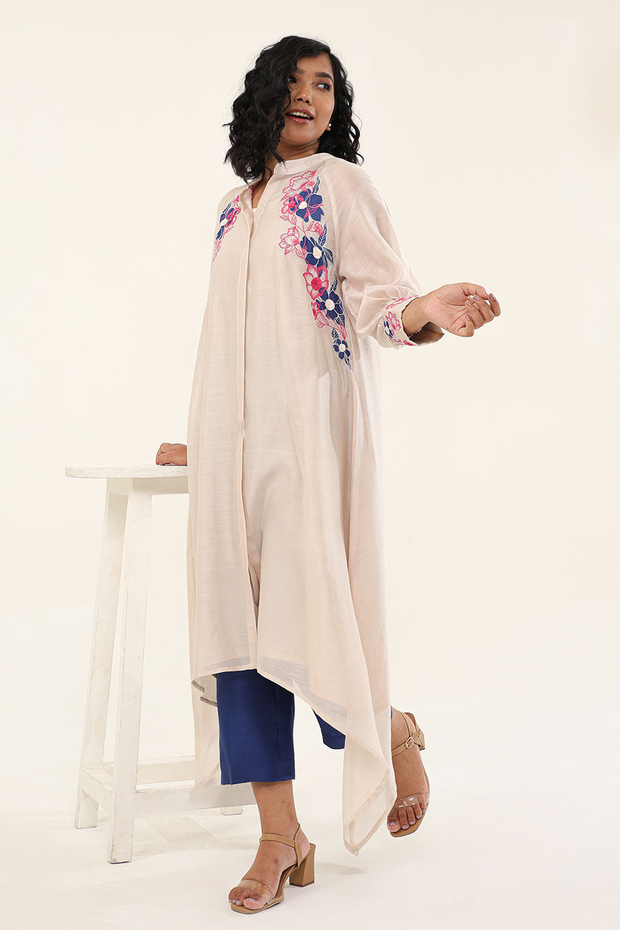 Off-White Tulip Twist Embroidered Kurta & Pant Set