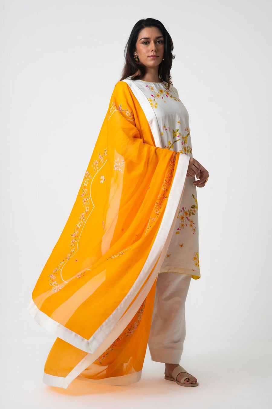 Ivory Chafa Grace Printed Kurta Set With Dupatta