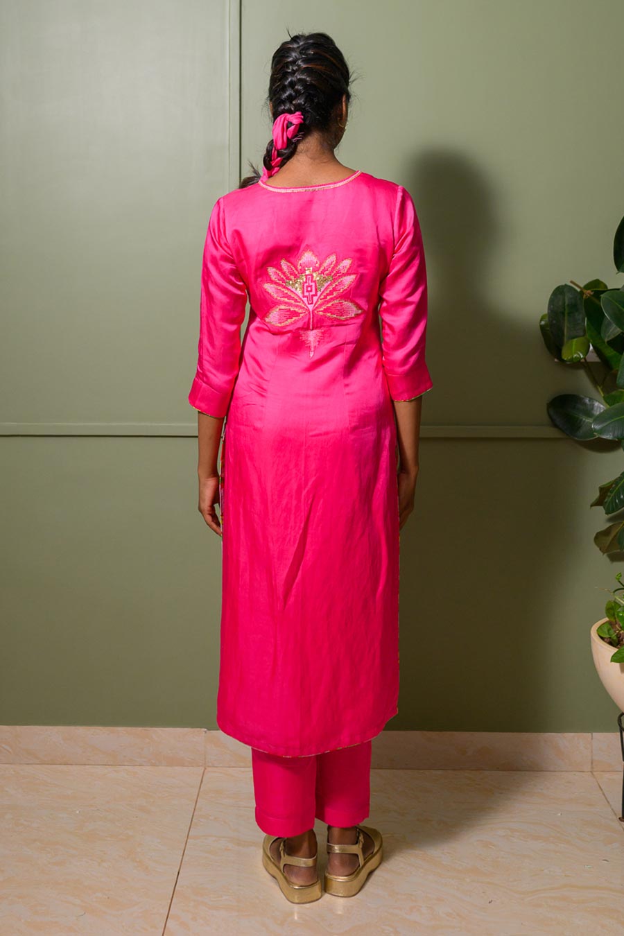 Pink Iris Embroidered Kurta Set