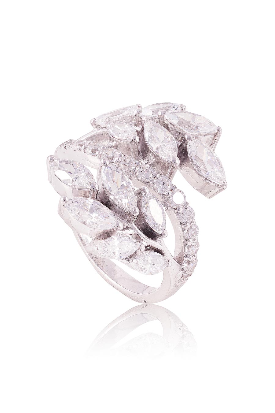 92.5 Sterling Silver Lilly Ring
