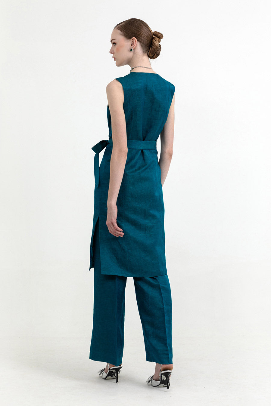 Este Crystal Teal Co-Ord Set With Belt