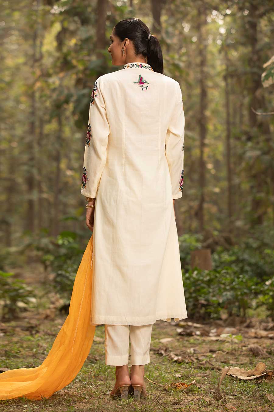 Ivory Naayab Resham Embroidered Kurta Set
