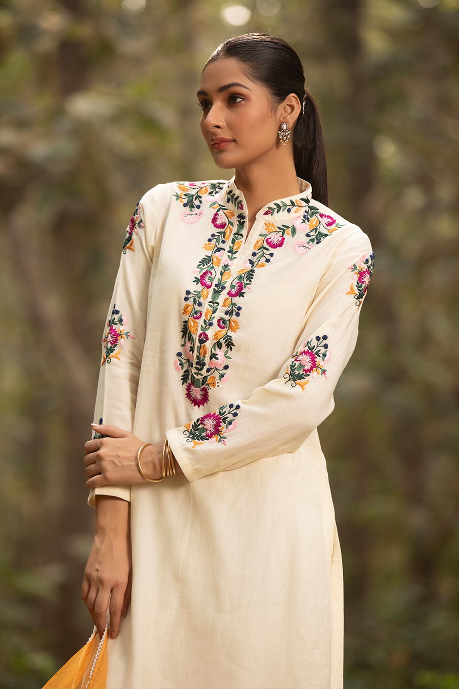 Ivory Naayab Resham Embroidered Kurta Set