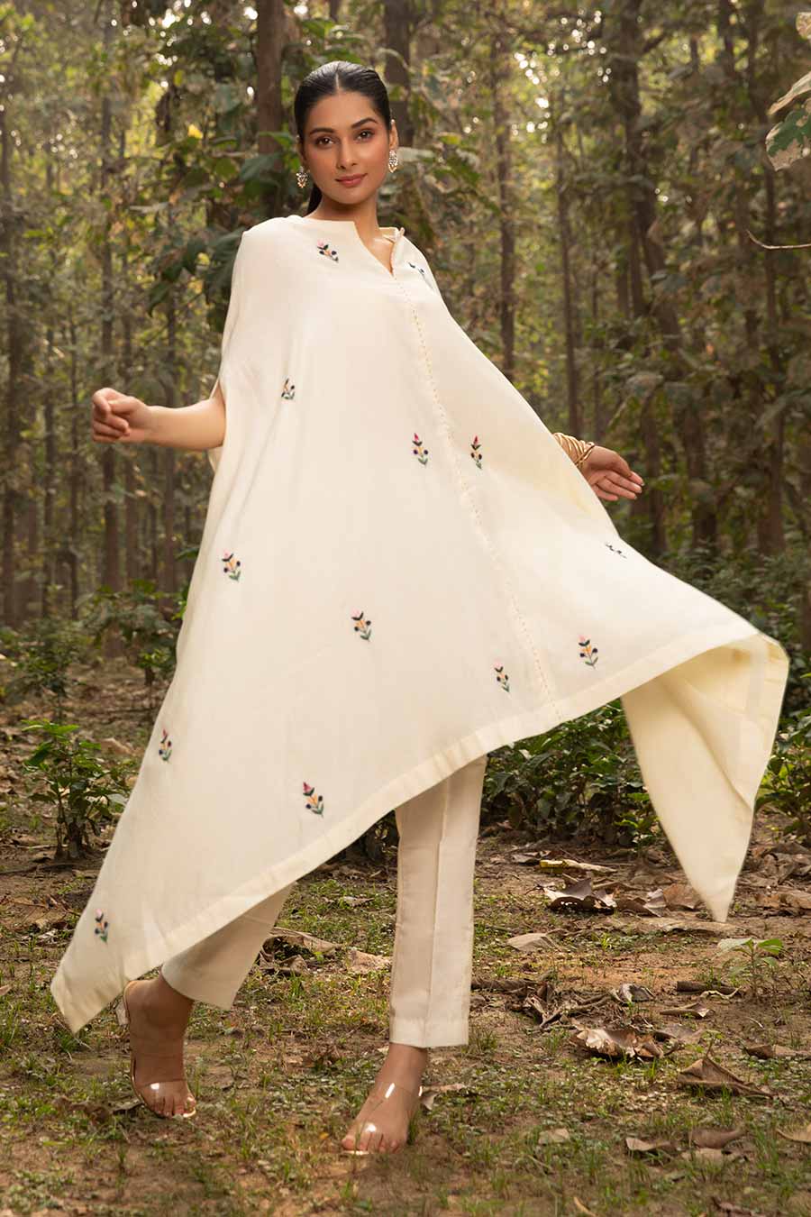 Ivory Floret Resham Embroidered Kaftan Set