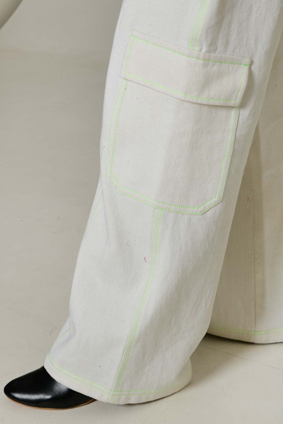 White Recycle Hatsu Unisex Cargo Pants