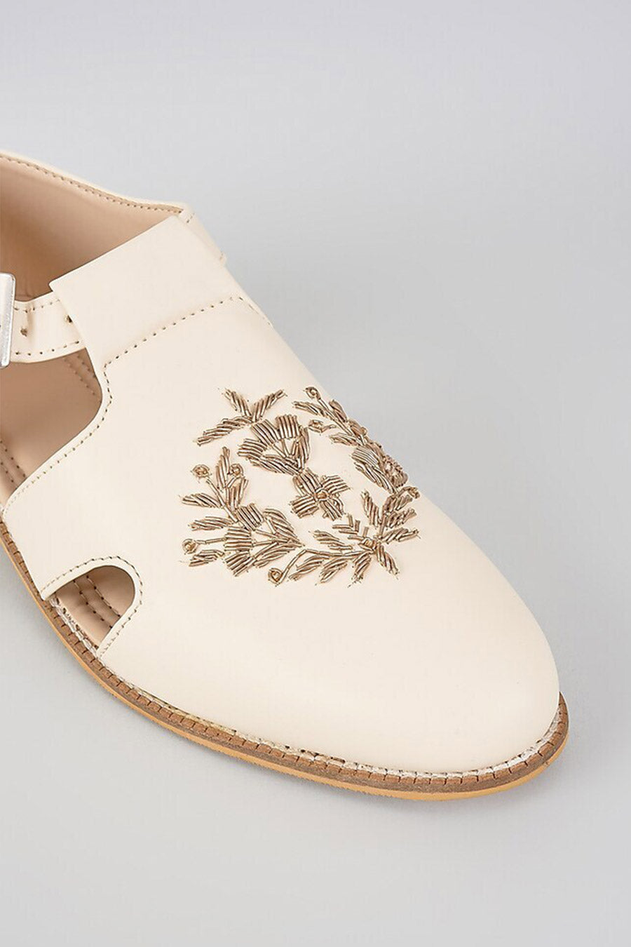 White Zari Embroidered Royal Crest Sandals