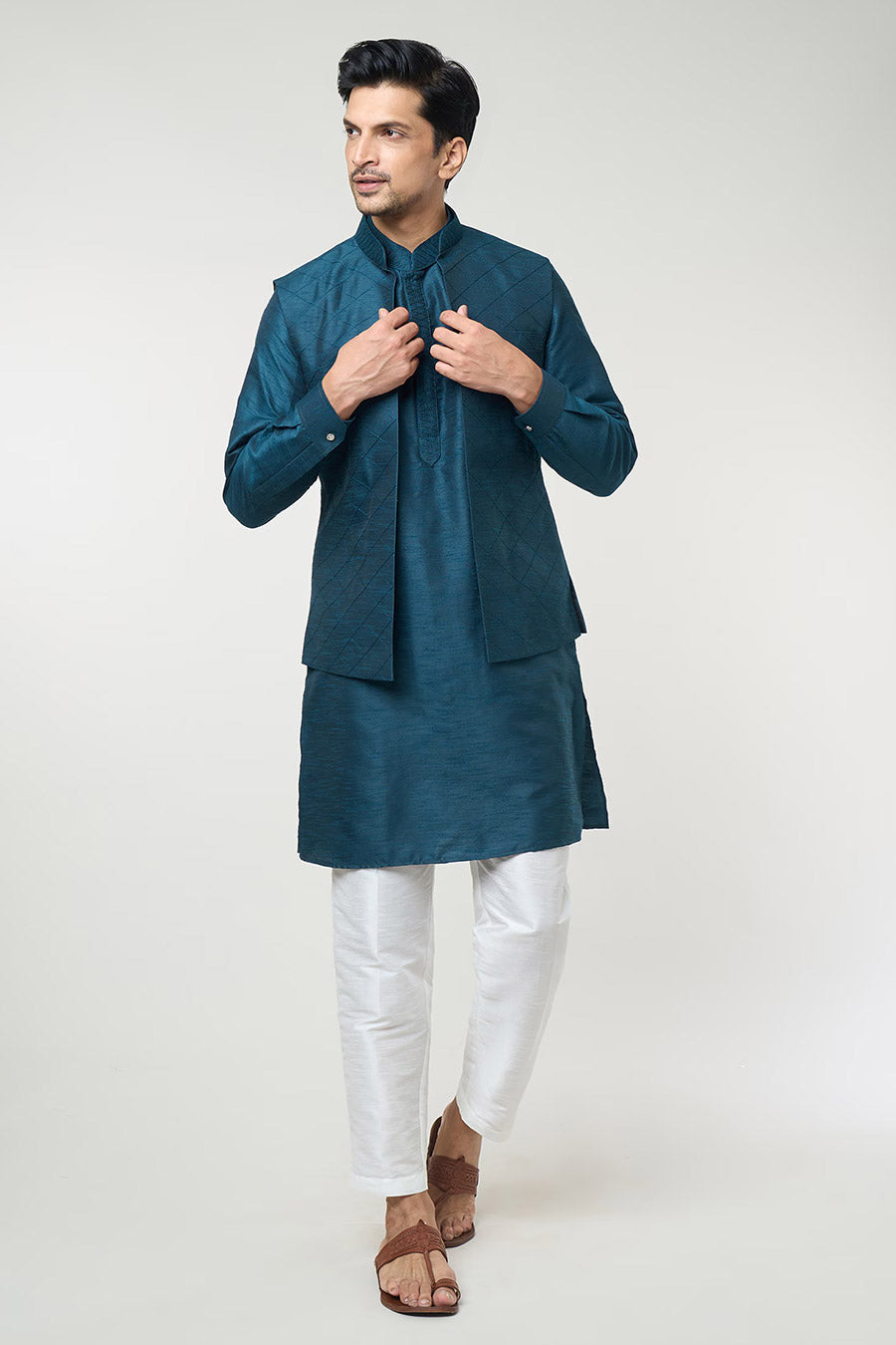 Rama Green Kurta Set With Pintuck Jacket