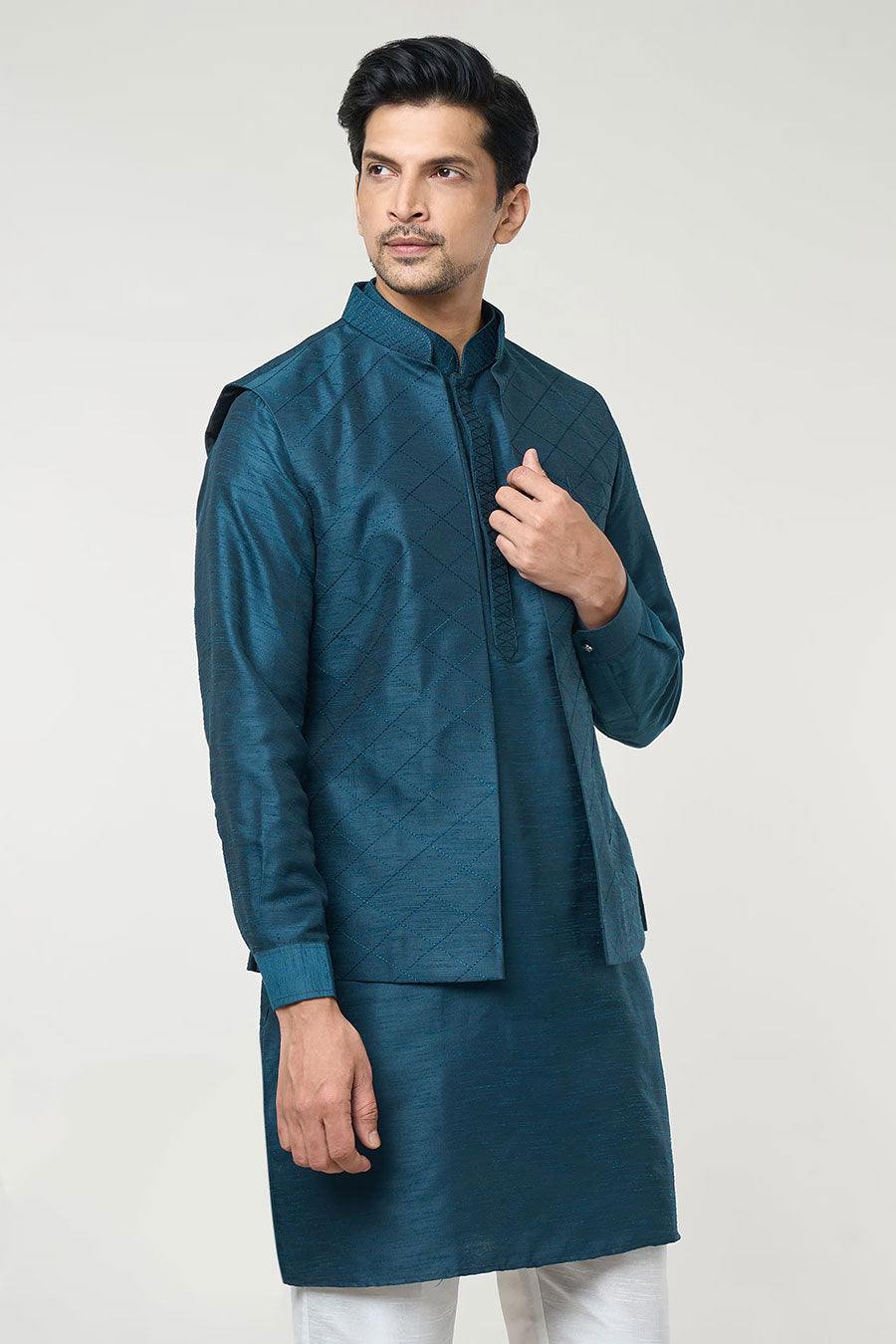 Rama Green Kurta Set With Pintuck Jacket
