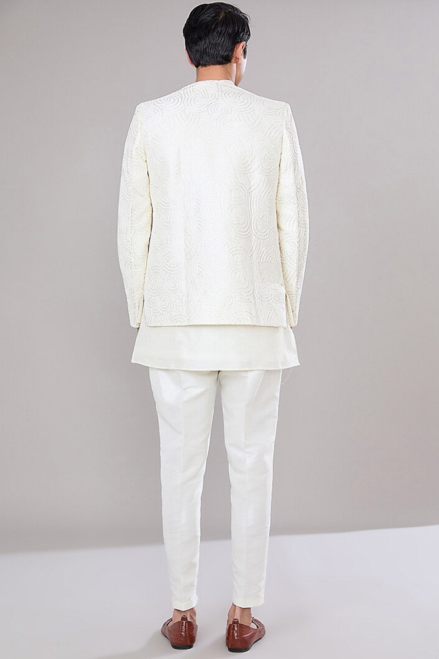 Off-White Short Kurta Set With Embroidered Jacket