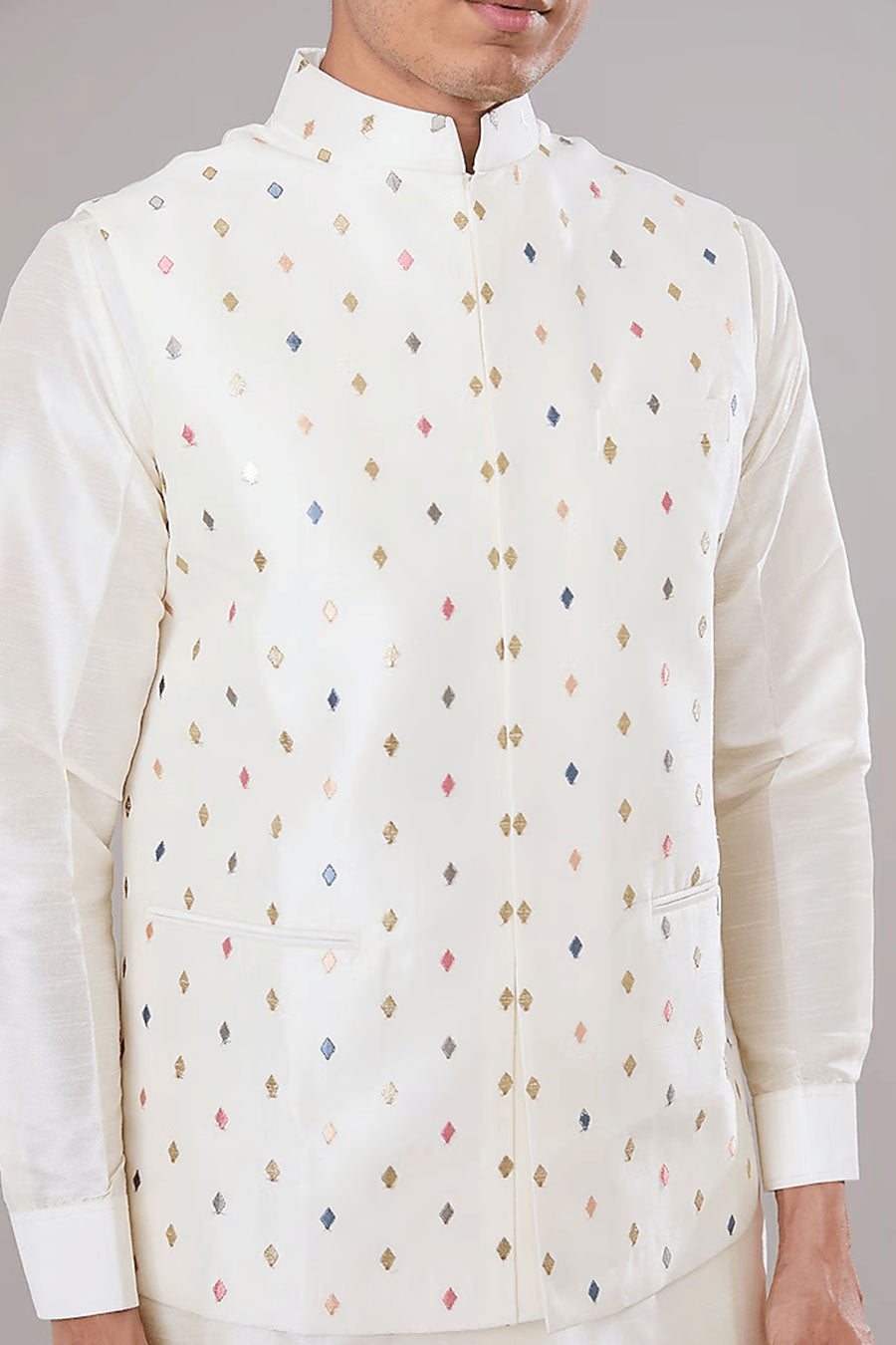 Off-White Kurta Set With Embroidered Jacket
