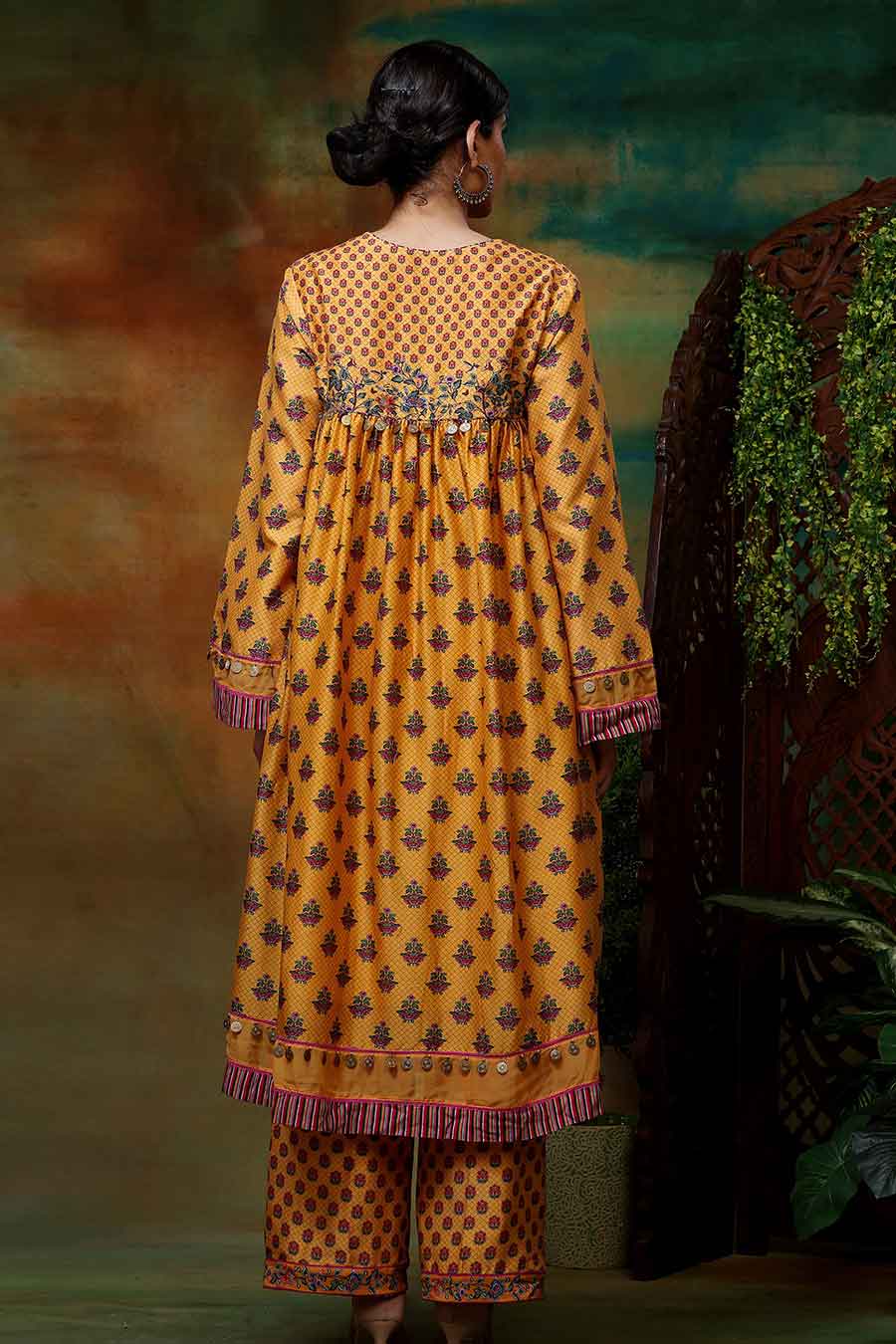 Swarn Boota Kurta Set