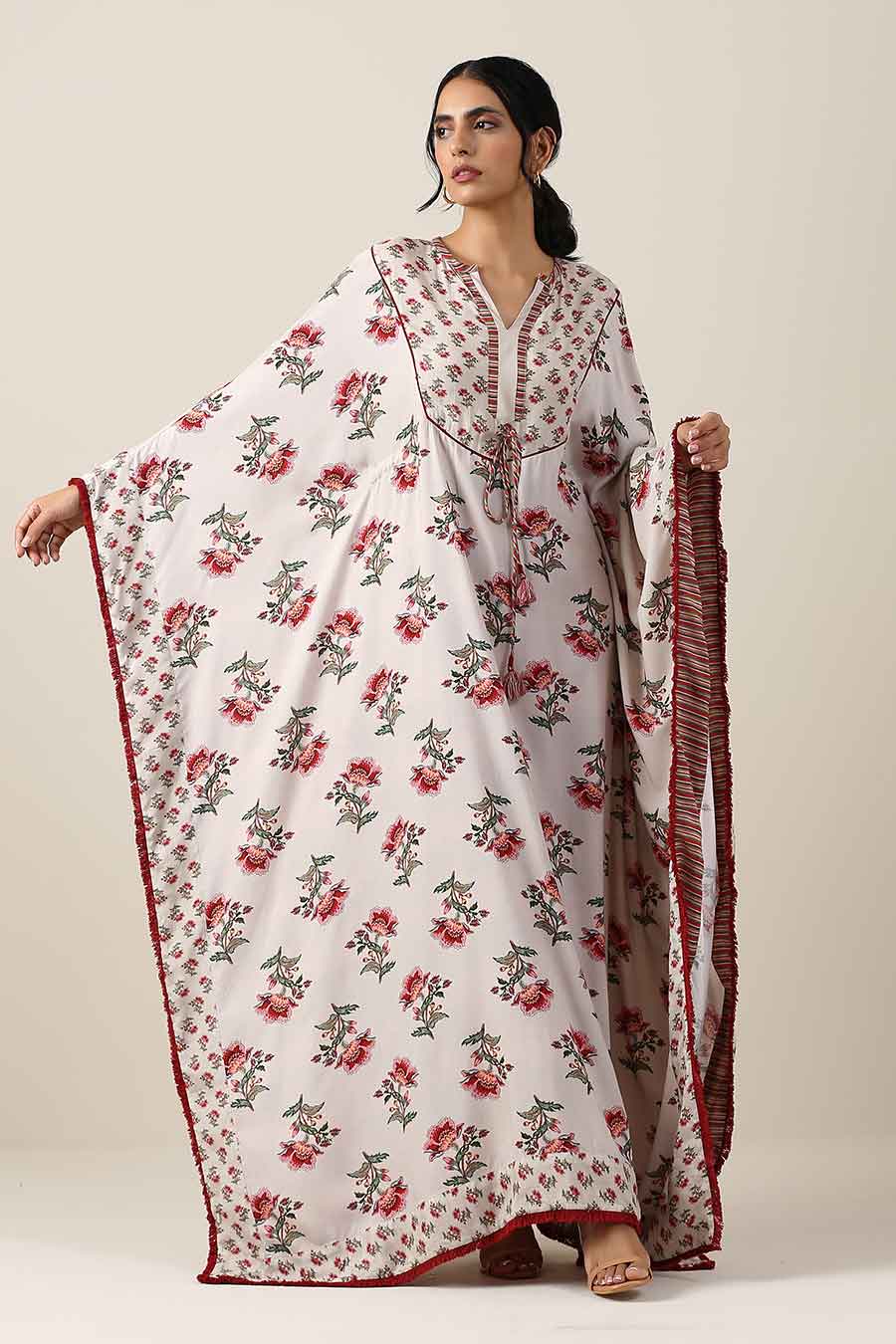 Shwet Suman Boota Print Kaftan