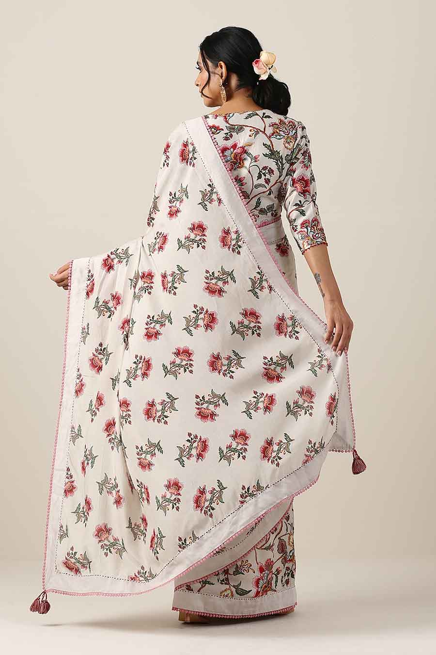Shwet Suman Big Boota Jaal Saree Set