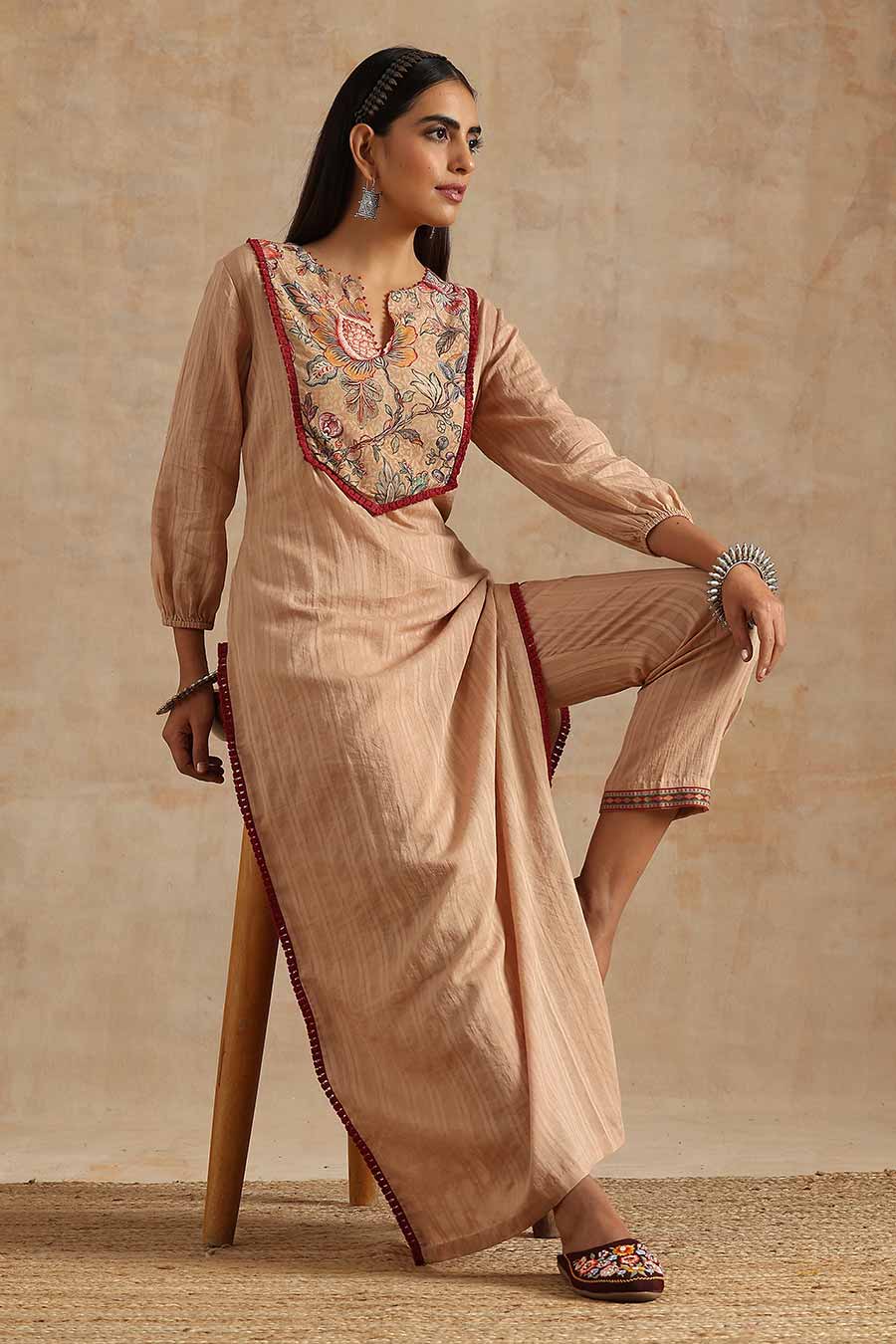 Badami Jaal Printed Kurta & Pant Set