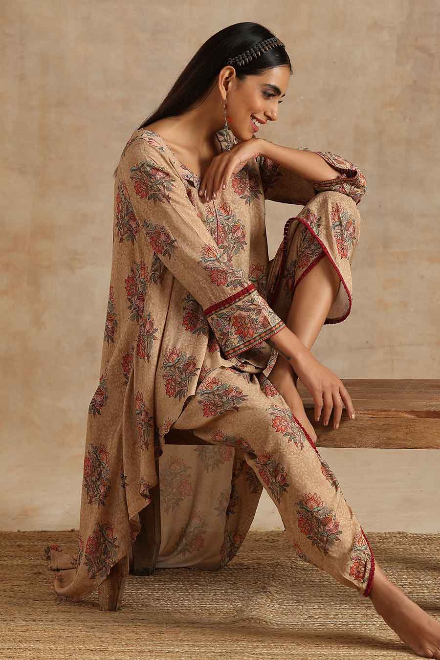 Badami Big Boota Printed Kurta & Dhoti Set