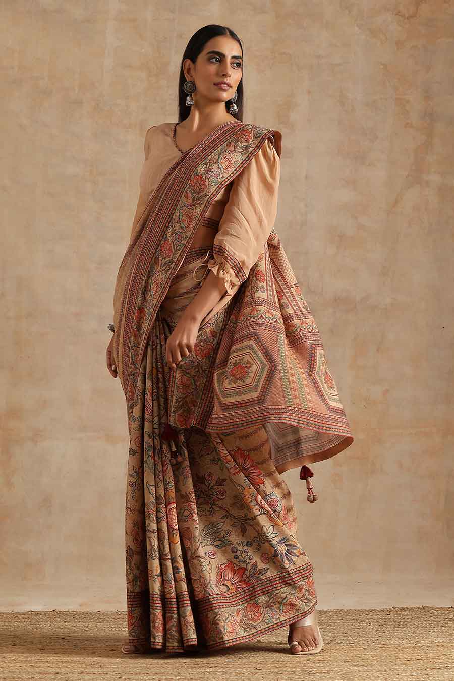 Badami Placement Printed Saree & Blouse Set