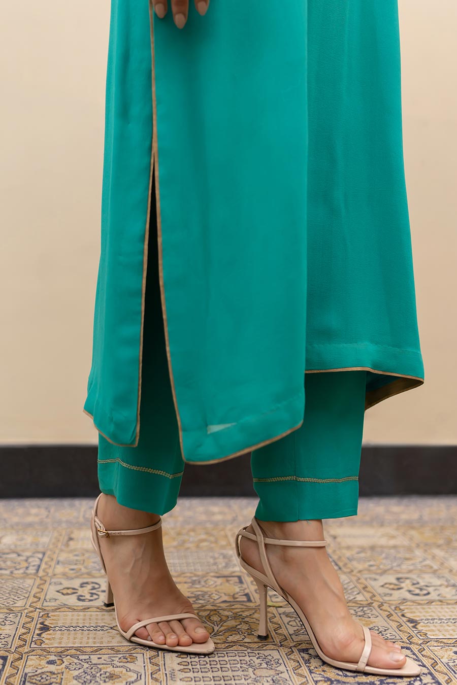Jade Green Sequins Embellished Kurta Set