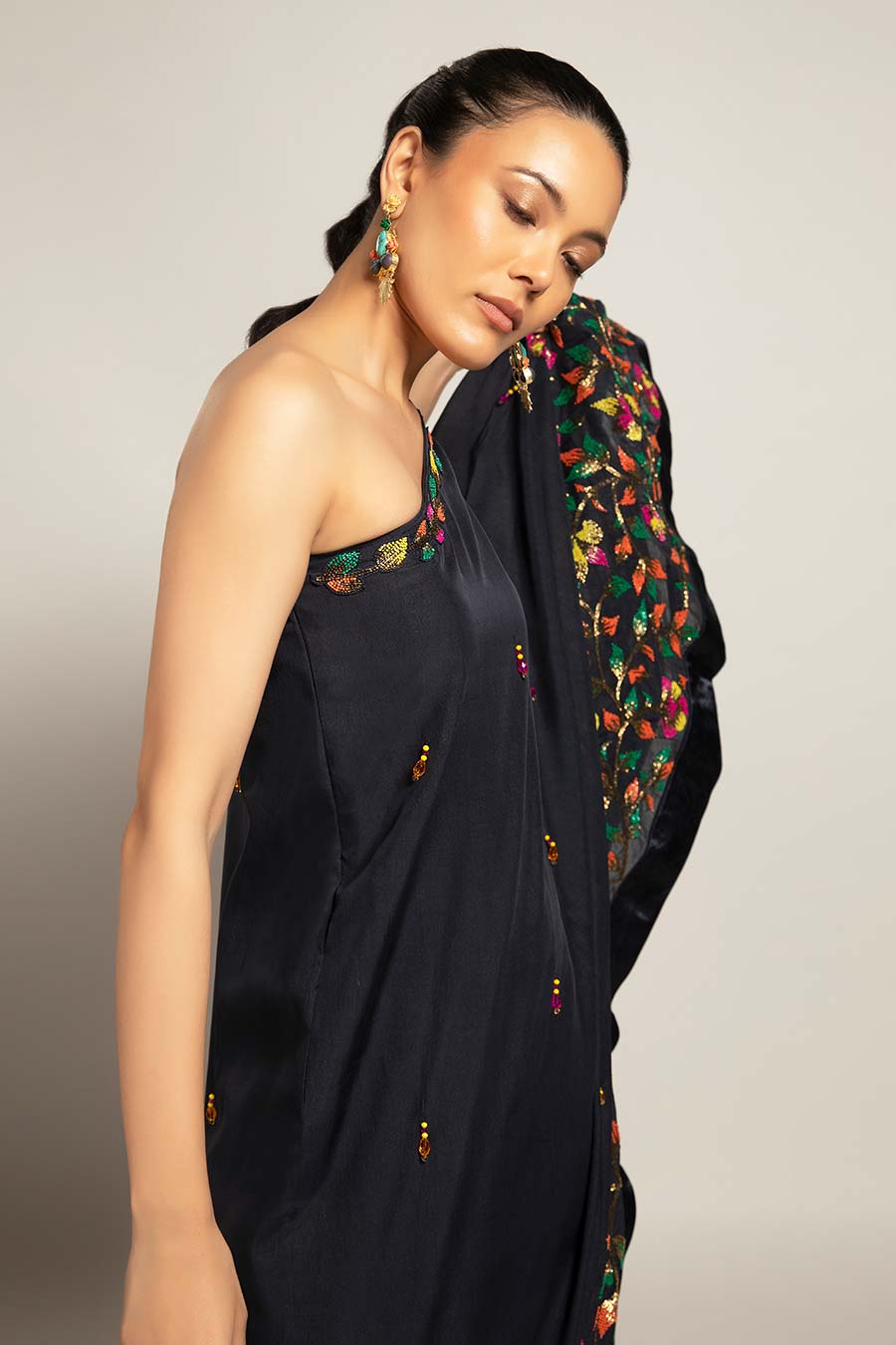 Deep Blue Enticing Embroidered Kaftan