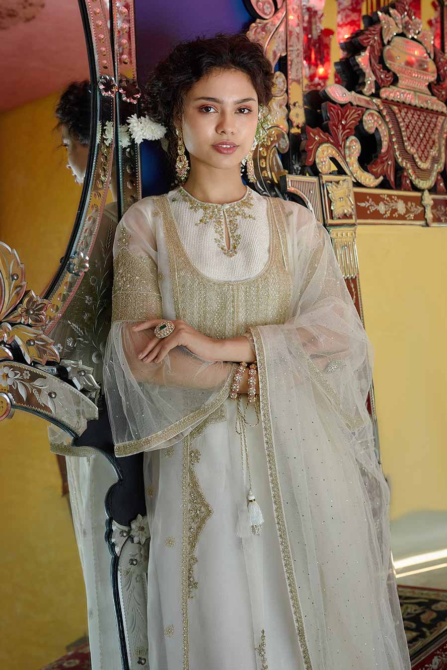 Pearl Shwet Embroidered Kurta Set With Jacket
