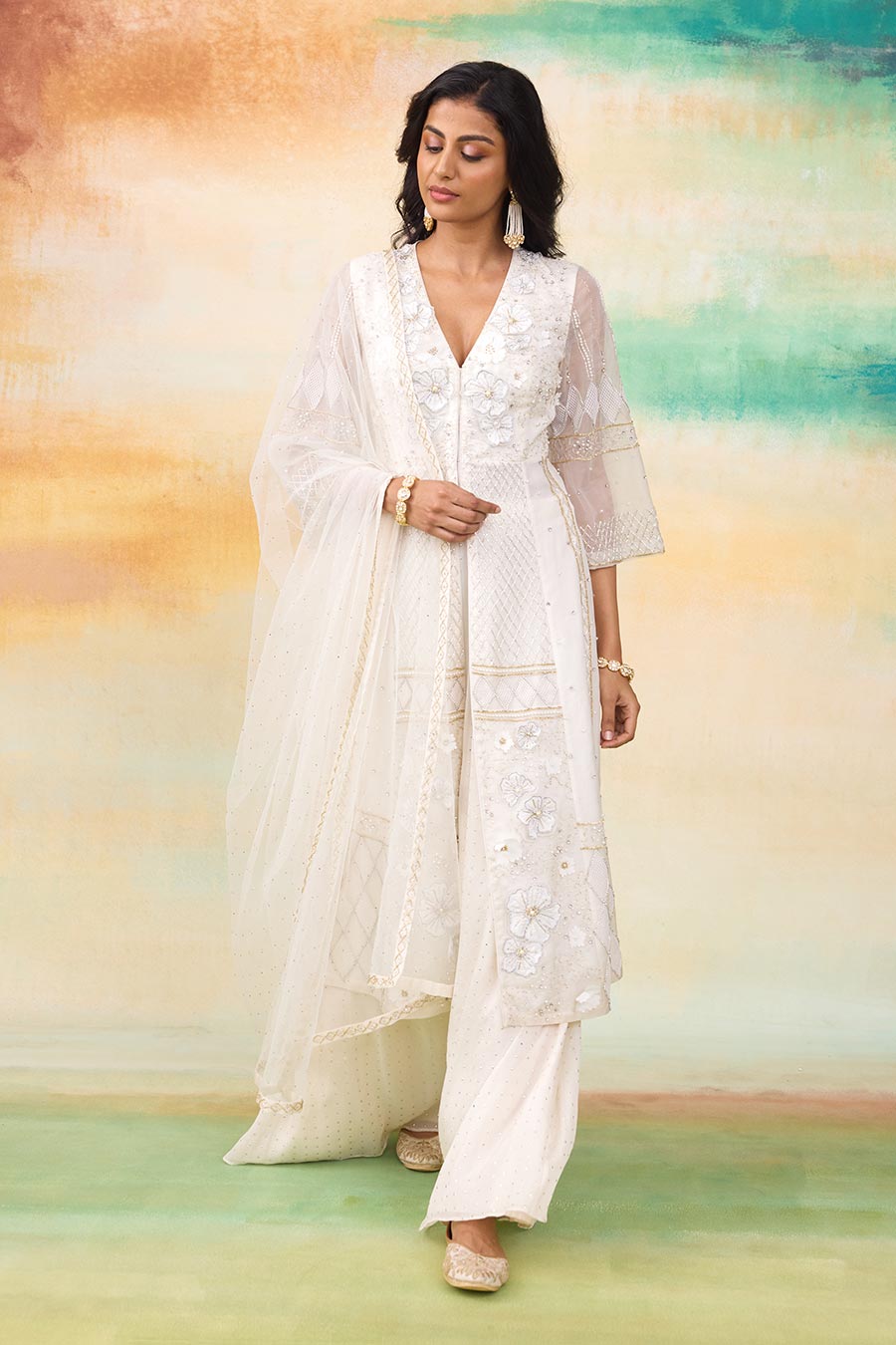 Ivory Anastasia Embroidered Kurta Set