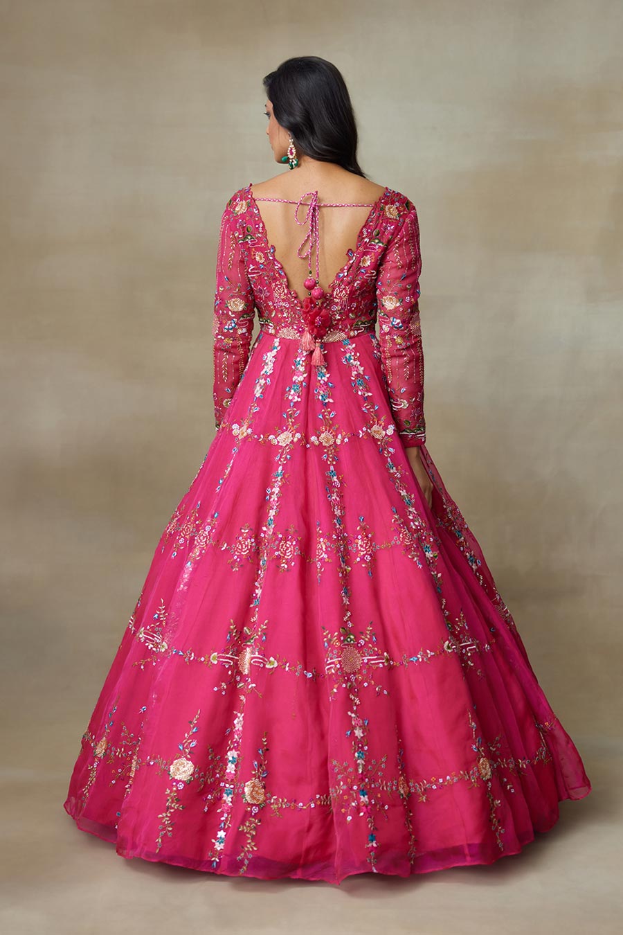 Queen Pink Starling Embroidered Gown
