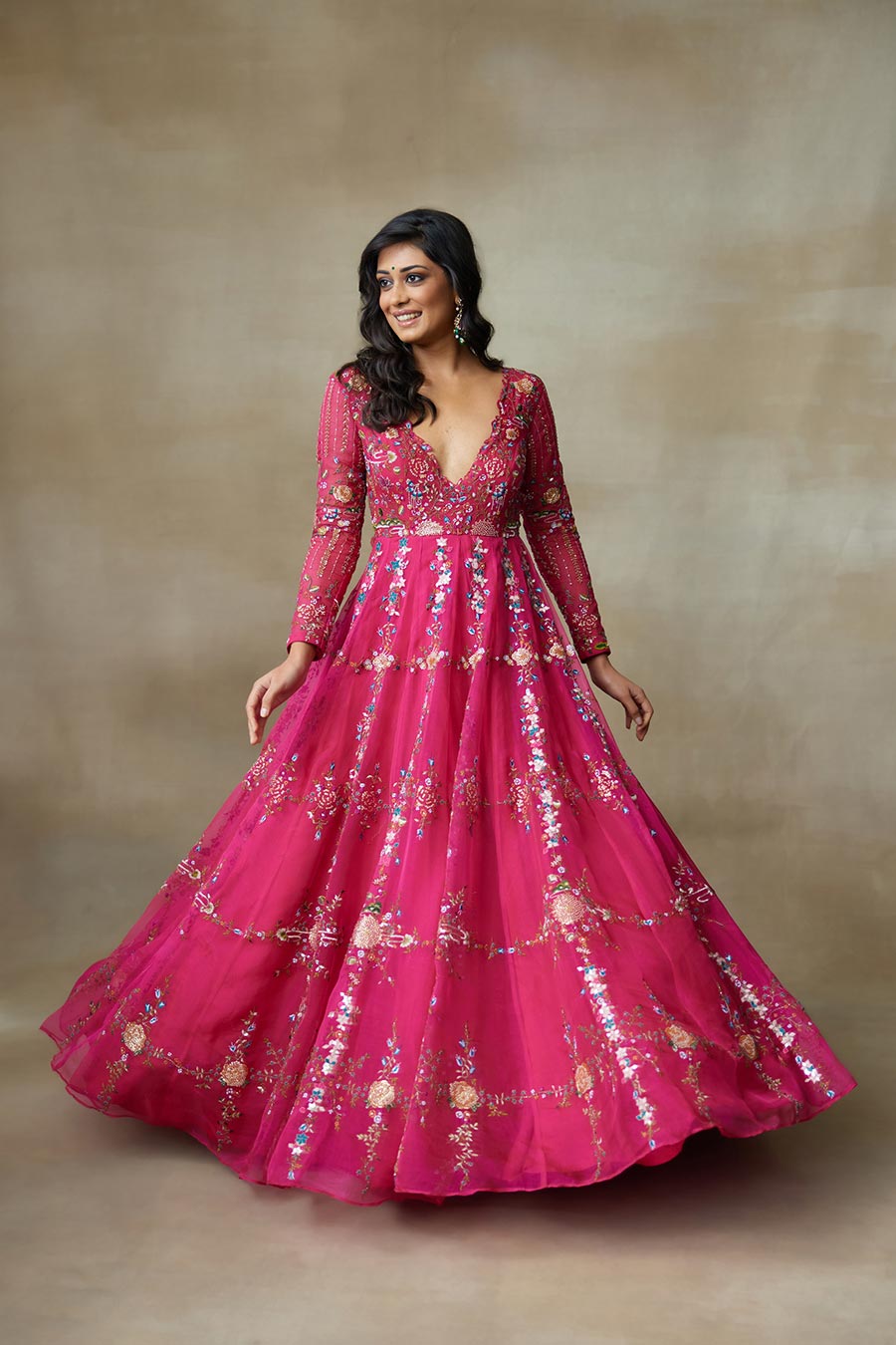 Queen Pink Starling Embroidered Gown