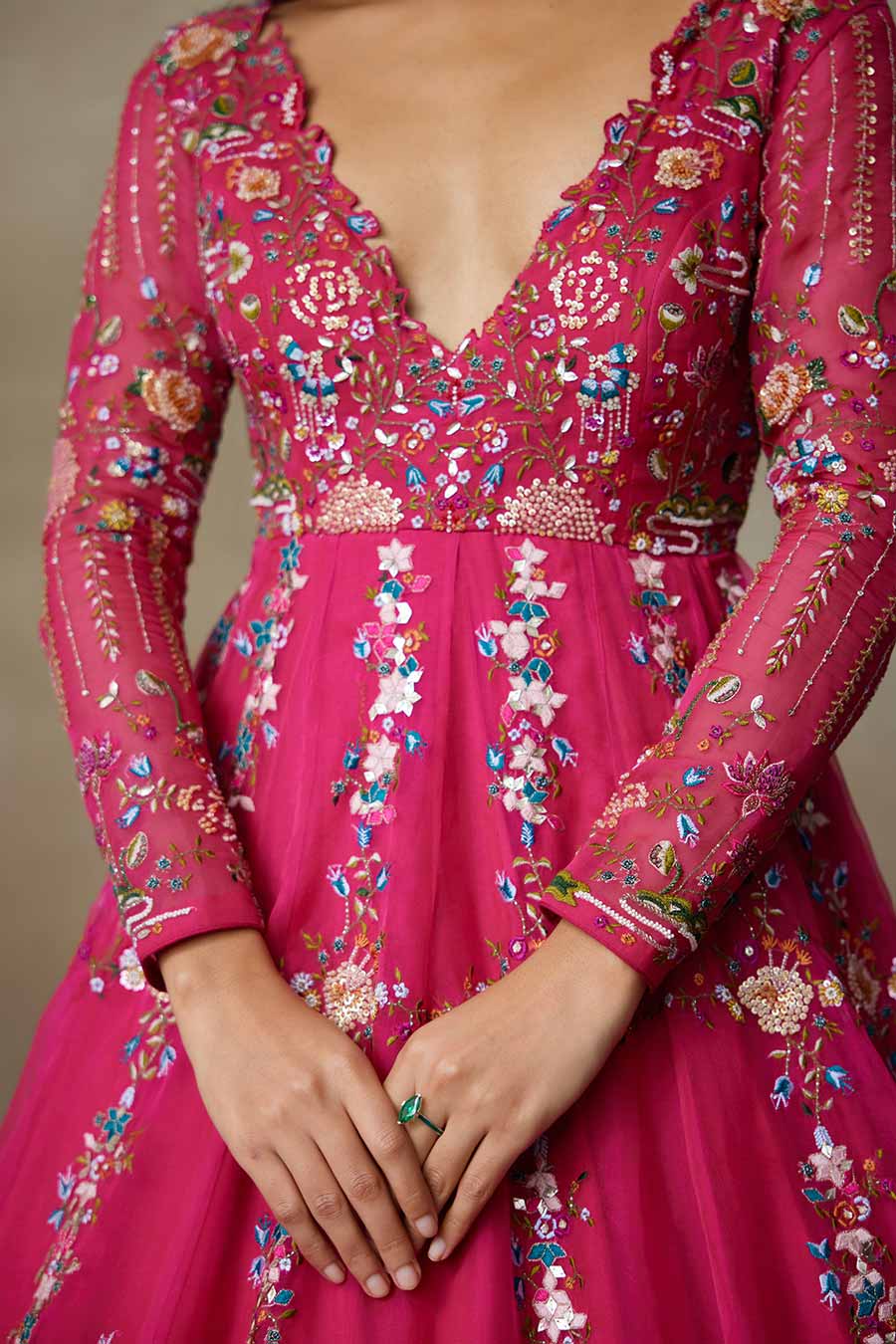 Queen Pink Starling Embroidered Gown