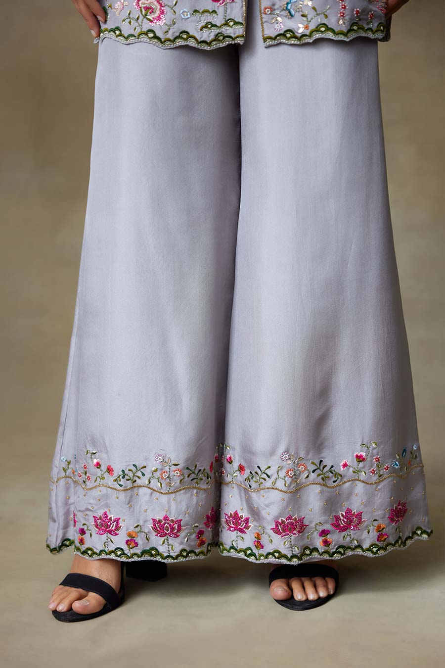 Grey Finch Embroidered Kurta & Pant Set