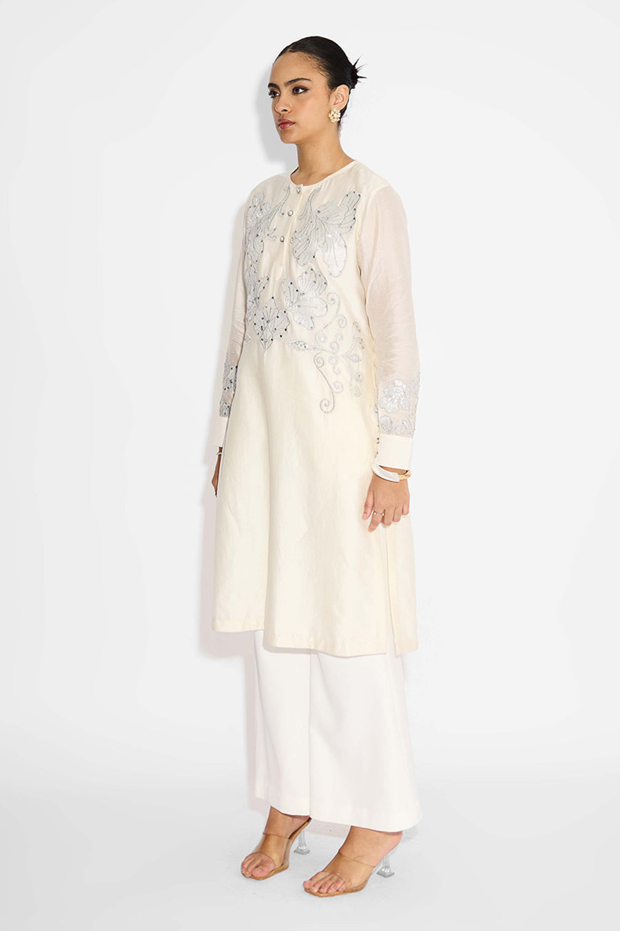 Ivory Applique Straight Kurta