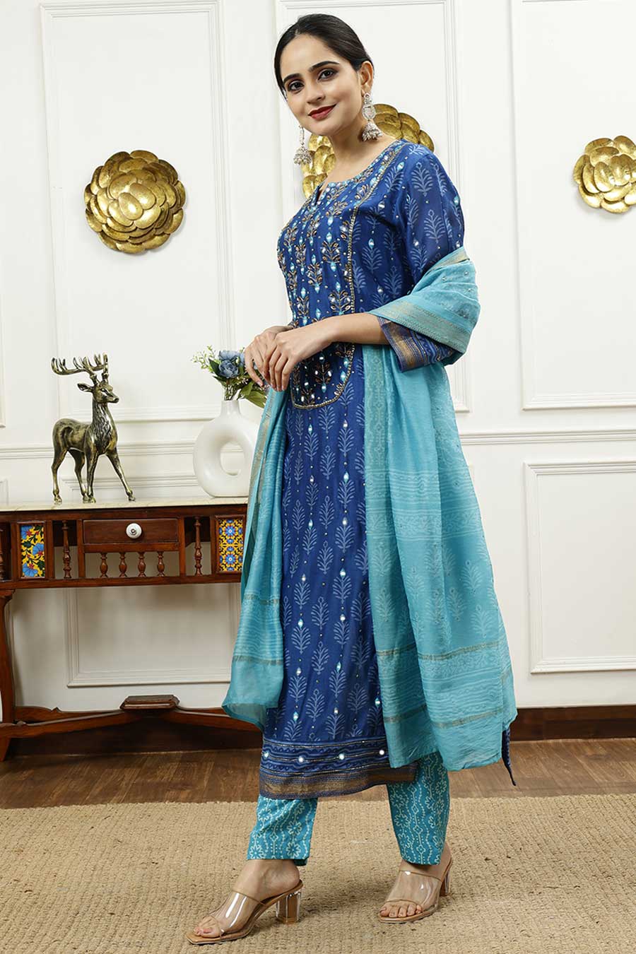 Turquoise Blue & Aqua Blue Printed Kurta Set