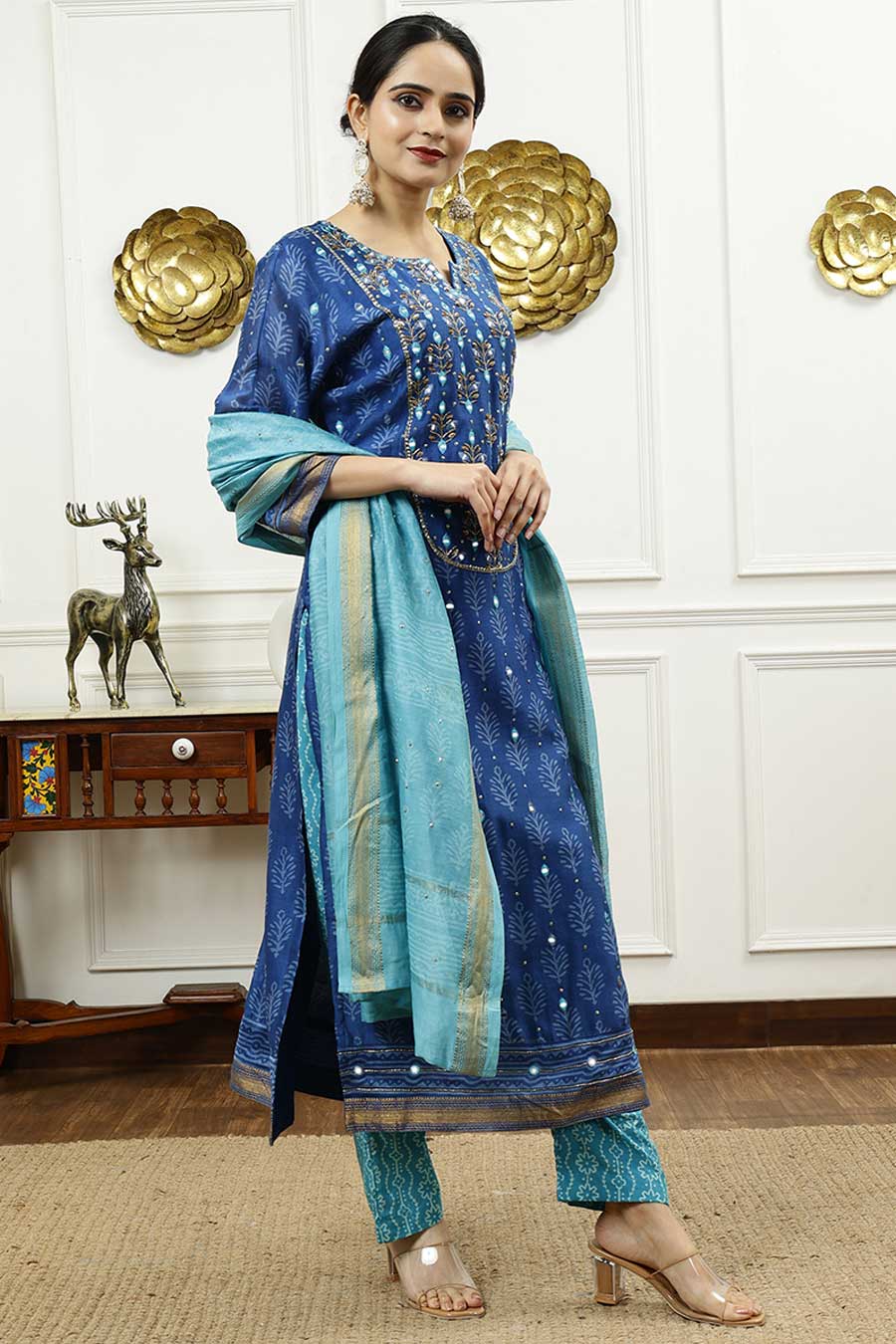 Turquoise Blue & Aqua Blue Printed Kurta Set