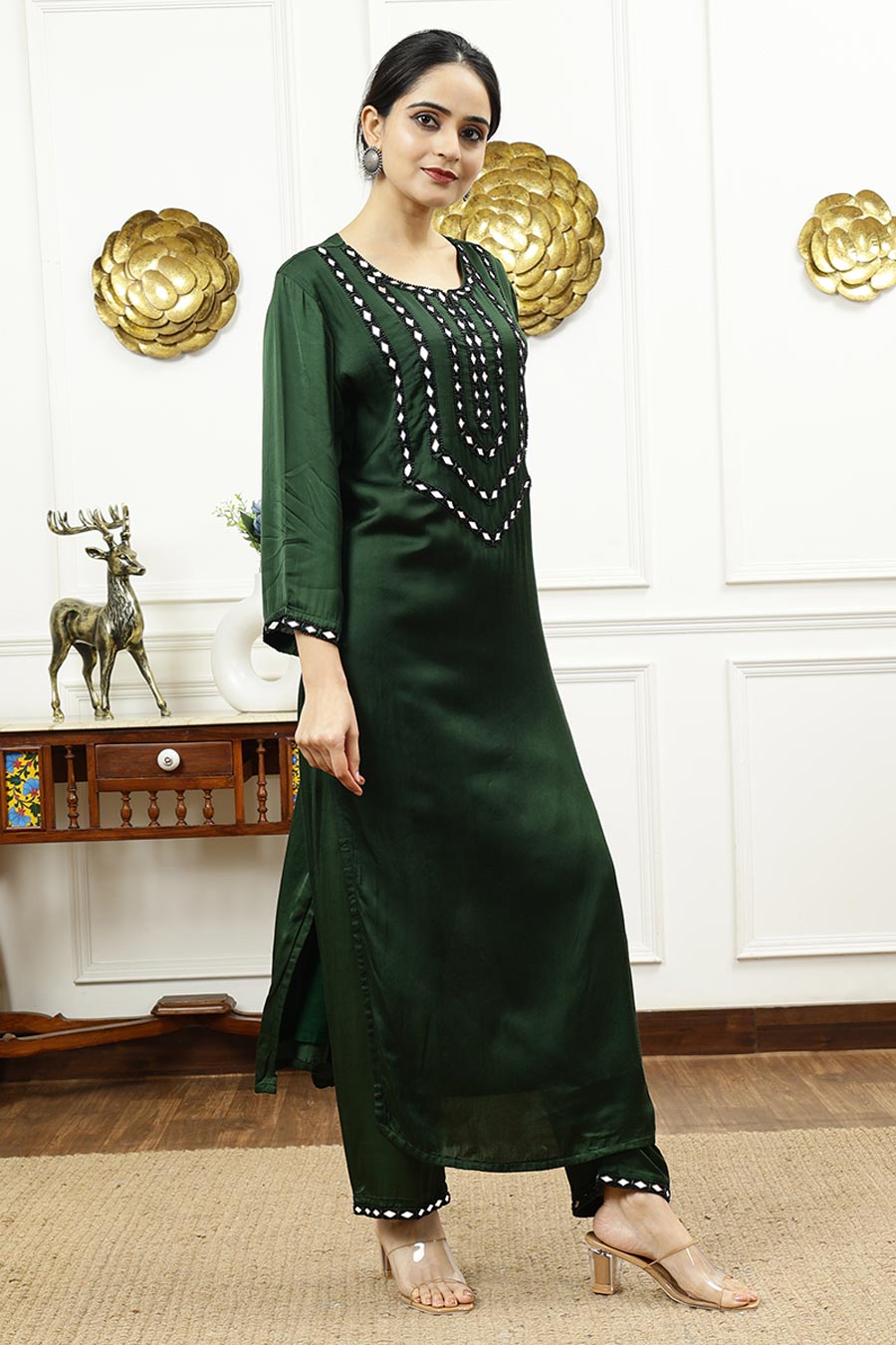 Green Silk Embroidered Kurta & Pant Set