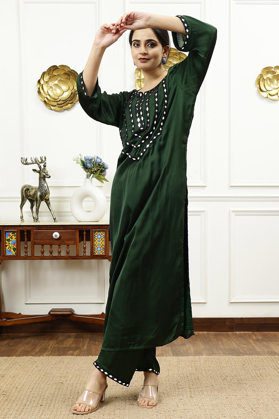 Green Silk Embroidered Kurta & Pant Set