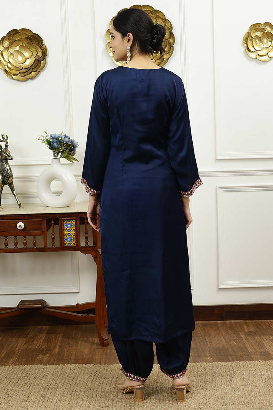 Blue Embroidered Kurta & Pant Set