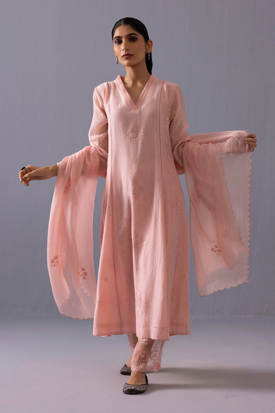 Anju Pink Chanderi Embroidered Kurta Set