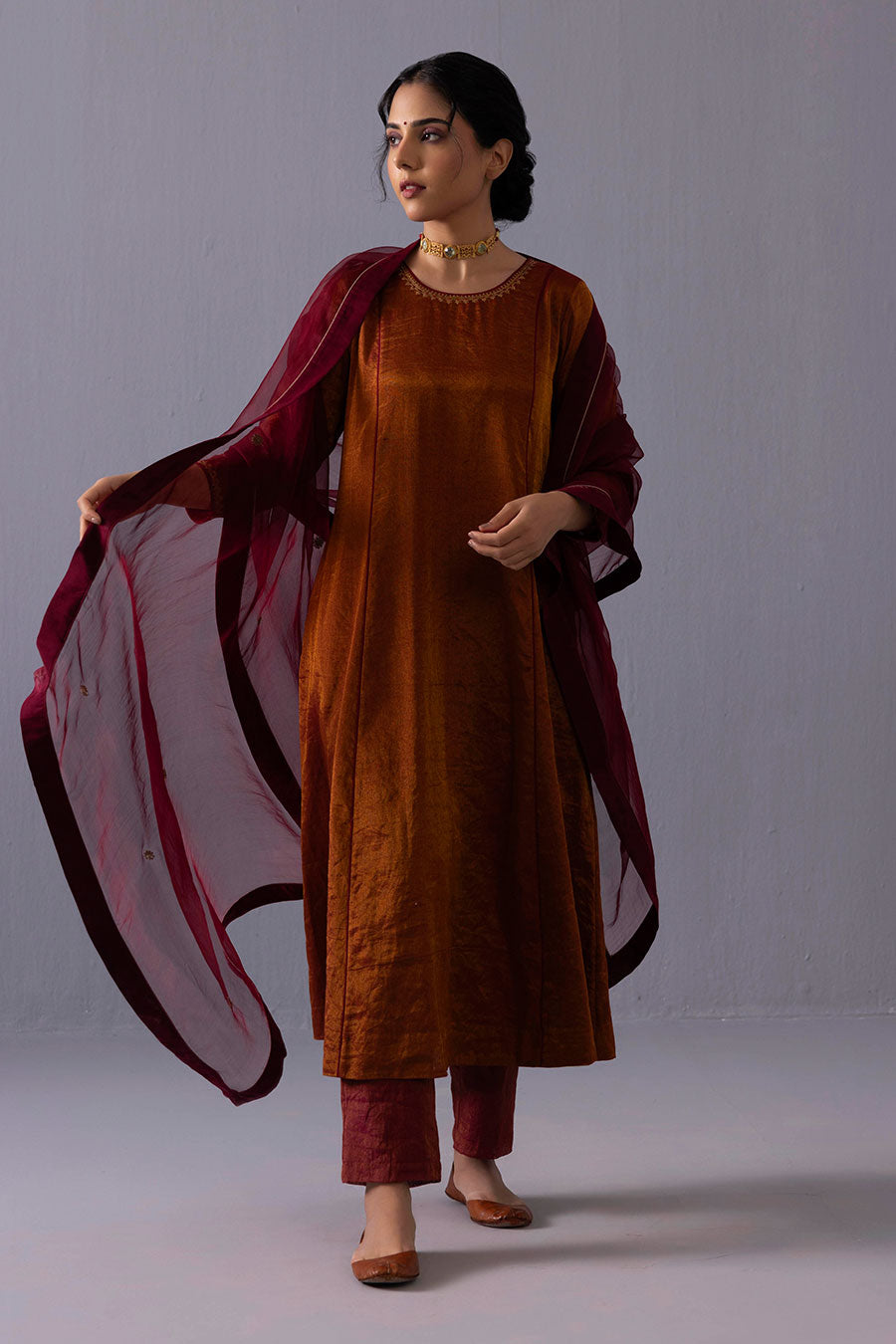 Himani Red Tissue Embroidered Kurta Set