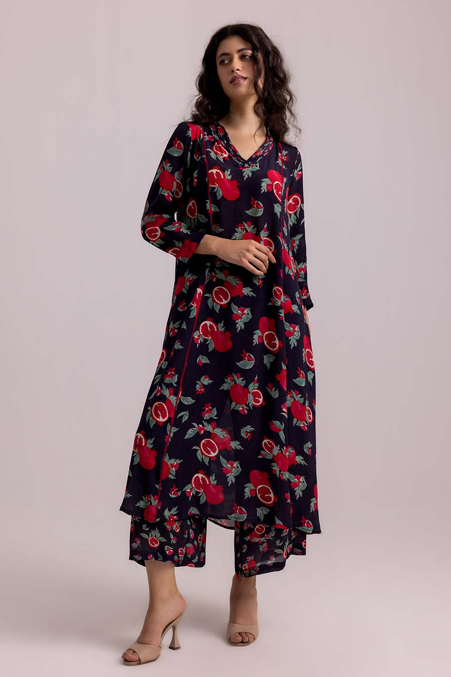 Black Thea Anaar Printed Kurta & Pant Set
