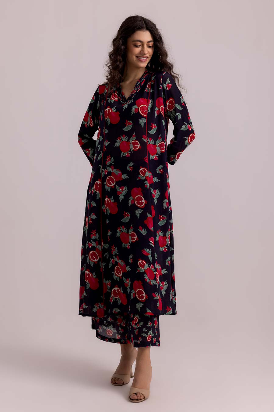 Black Thea Anaar Printed Kurta & Pant Set