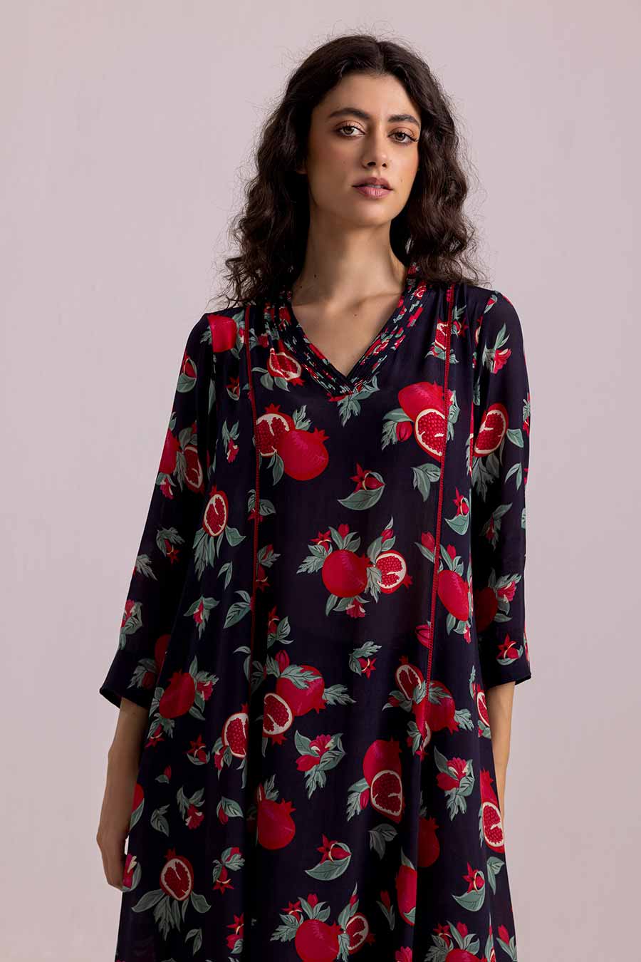 Black Thea Anaar Printed Kurta & Pant Set