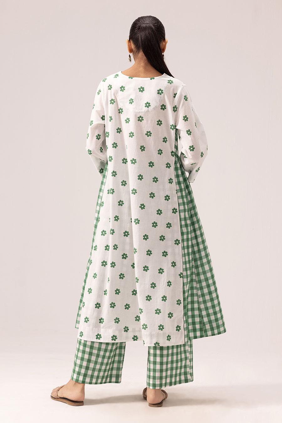 White & Green Jia Printed Panelled Kurta Set