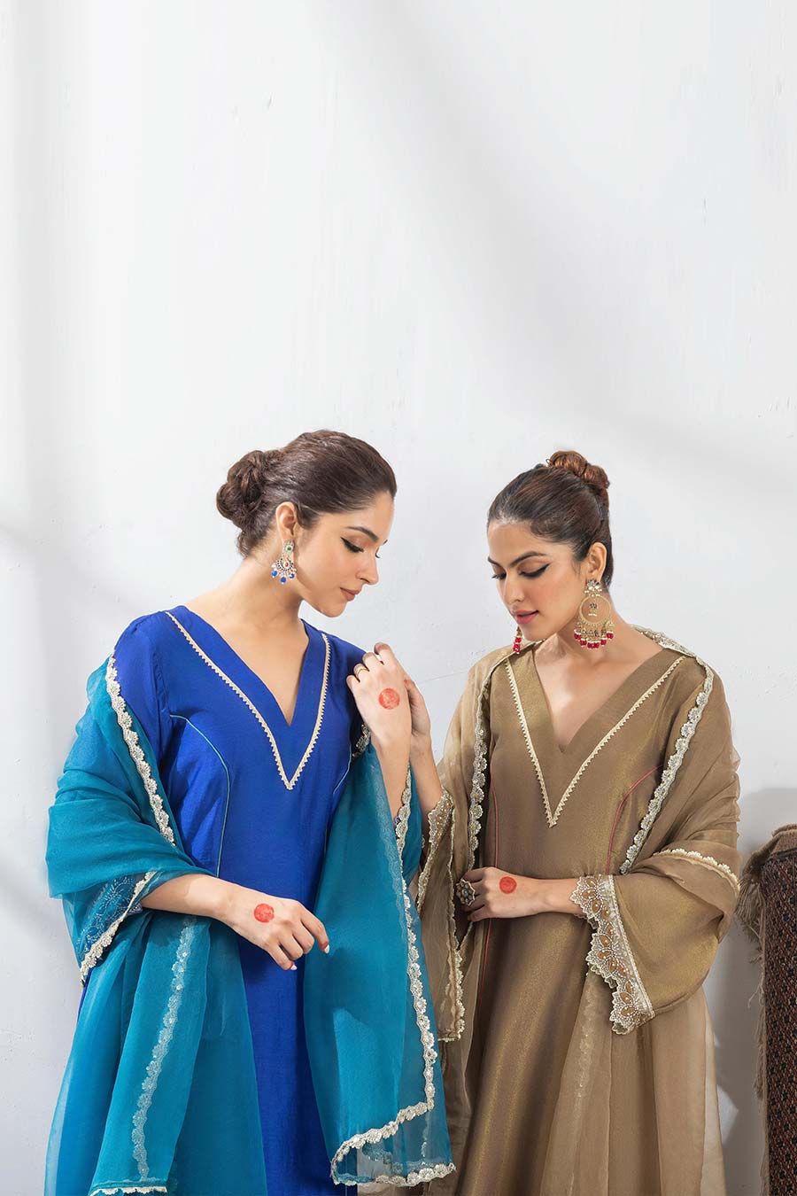 Prakriti Brown Embroidered Kurta Set