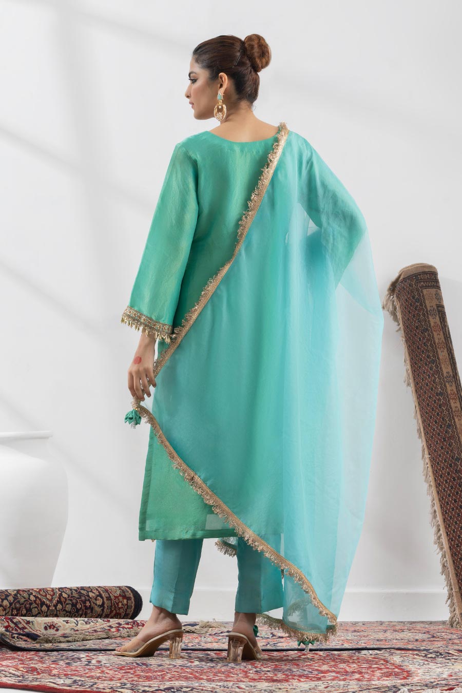 Indrani Green Embellished Kurta Set